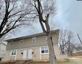 118 N Chestnut St, Unit A in Belton, MO - Building Photo
