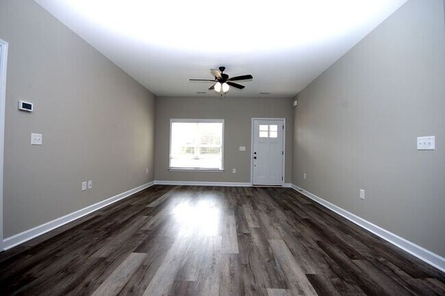 428 S Center St in Princeton, NC - Building Photo - Building Photo
