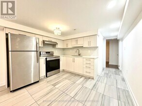 149 Campbell Ave in Toronto, ON - Building Photo - Building Photo