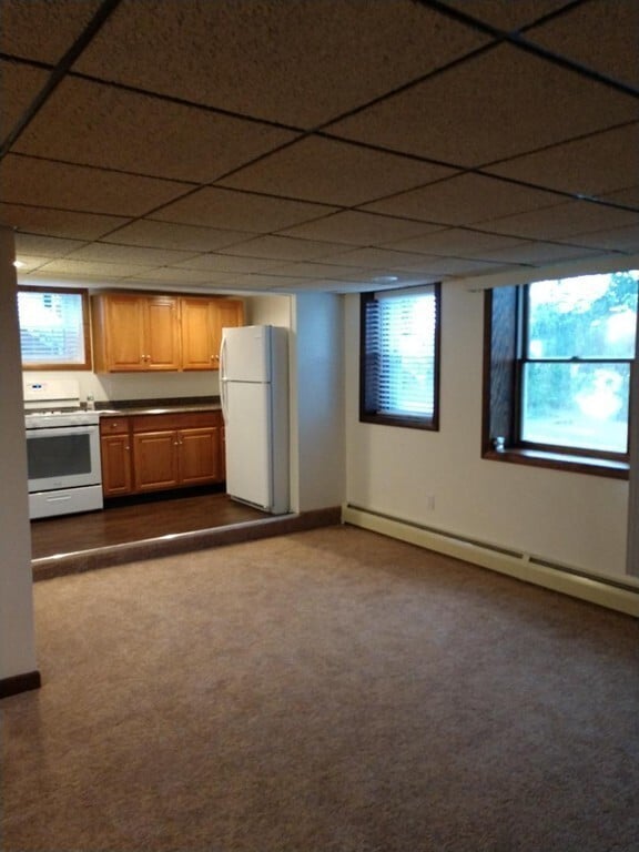 213 Dwelly St, Unit 1 in Fall River, MA - Building Photo - Building Photo