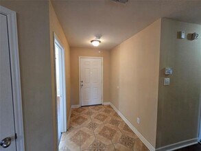 8409 Cotton Valley Ln in Arlington, TX - Building Photo - Building Photo