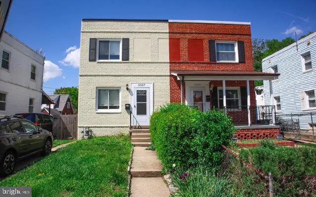 property at 3007 16th Rd S