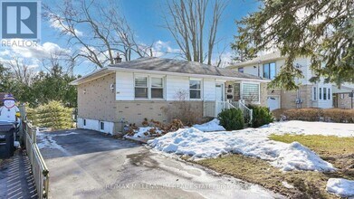 341 Moore Park Ave in Toronto, ON - Building Photo - Building Photo