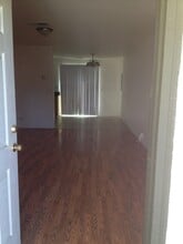 245 F St in Los Banos, CA - Building Photo - Building Photo