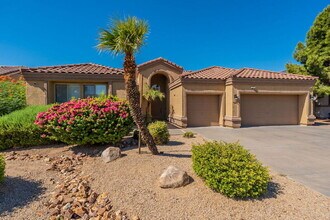 7167 W Abraham Ln in Glendale, AZ - Building Photo - Building Photo