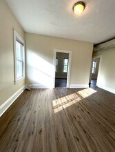 5 Ellis Ave in Lowell, MA - Building Photo - Building Photo