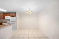 2310 SW 86th Way in Miramar, FL - Building Photo - Building Photo