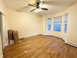 29 Spring Garden St, Unit 1 in Boston, MA - Foto de edificio - Building Photo