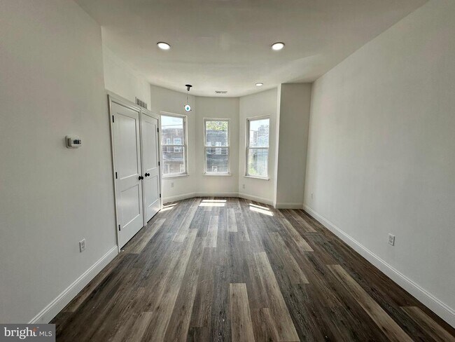 1233 W Venango St in Philadelphia, PA - Building Photo - Building Photo