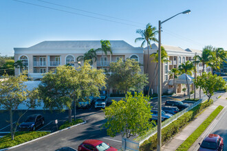 University Inn Condominium in Coral Gables, FL - Building Photo - Building Photo