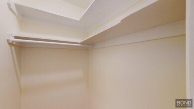 306 E 91st St in New York, NY - Building Photo - Building Photo