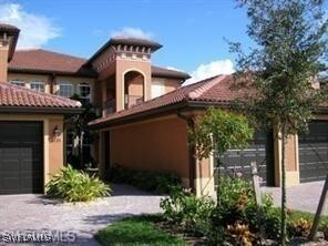 10037 Heather Ln in Naples, FL - Building Photo