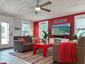 4507 Luke Ave in Destin, FL - Building Photo