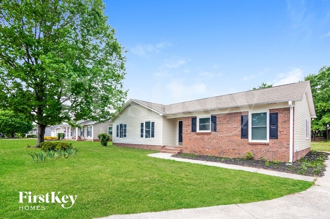 3541 Heather Ln in Gastonia, NC - Building Photo - Building Photo