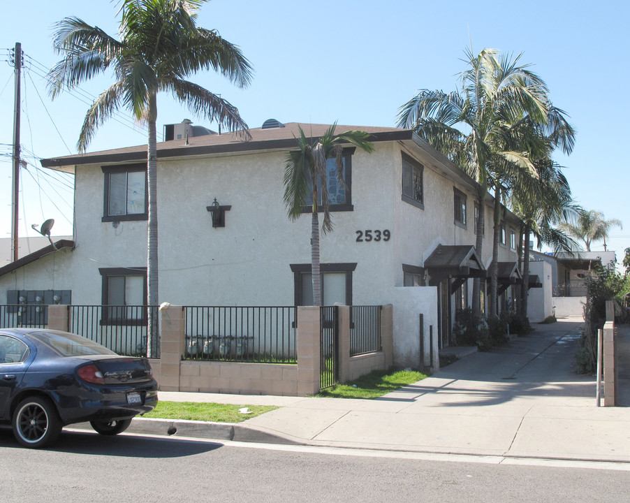 2539 Adelia Ave in South El Monte, CA - Building Photo