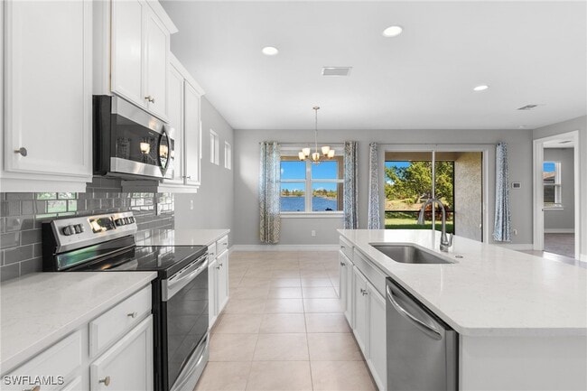 16721 Siesta Drum Wy in Bonita Springs, FL - Building Photo - Building Photo