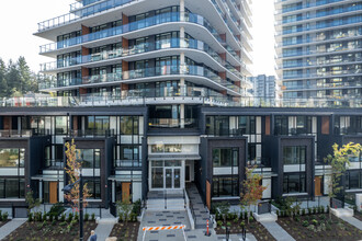 Crescent Court in Burnaby, BC - Building Photo - Building Photo