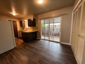 415 E Swallow Rd in Fort Collins, CO - Foto de edificio - Building Photo