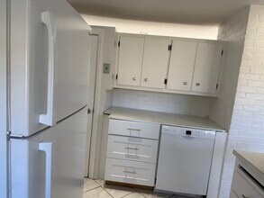 165 Haverhill Ave in Warwick, RI - Building Photo - Building Photo