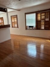 1127 S Rimpau Blvd in Los Angeles, CA - Building Photo - Building Photo