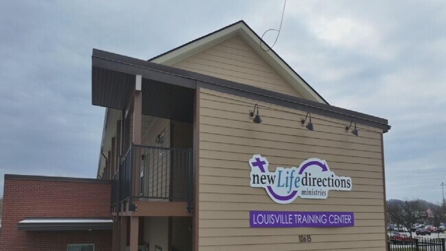 property at 10615 Dixie Hwy