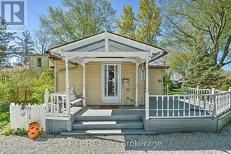 933 Twin Gables Dr in Essex, ON - Building Photo - Building Photo