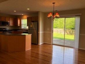 1021 Mallory Ln in Spring Hill, TN - Building Photo - Building Photo