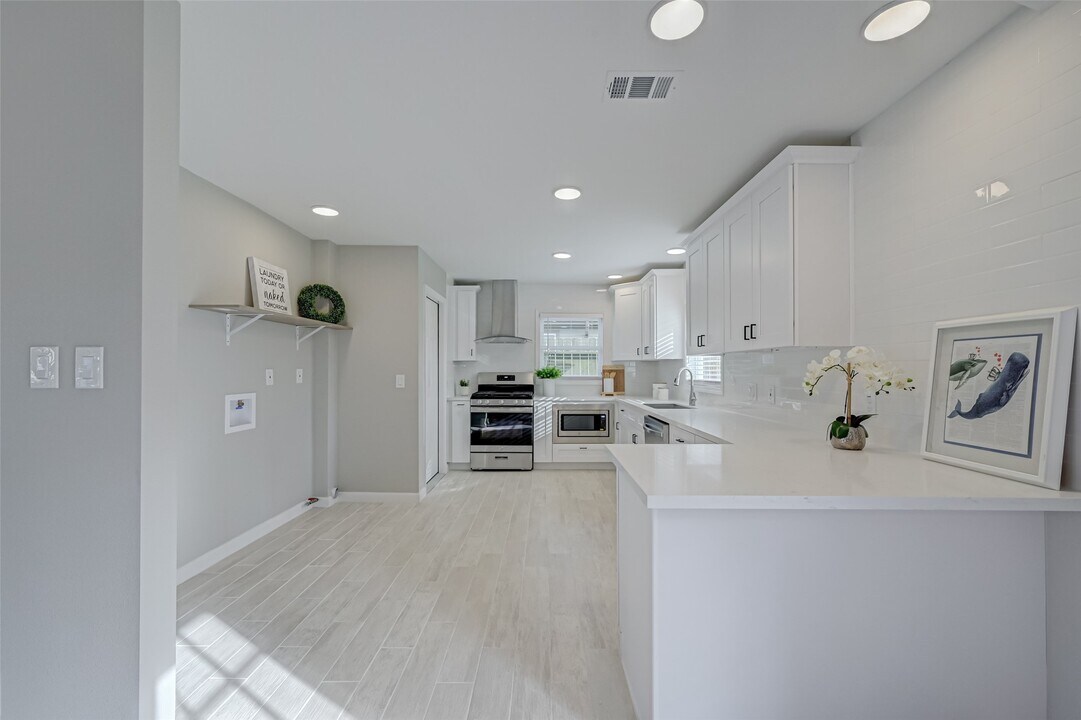 1914 Lynnview Dr in Houston, TX - Building Photo