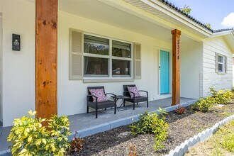 5314 13th Ave S in Gulfport, FL - Building Photo - Building Photo