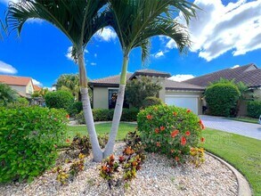 11915 Country Day Cir in Ft. Myers, FL - Building Photo - Building Photo