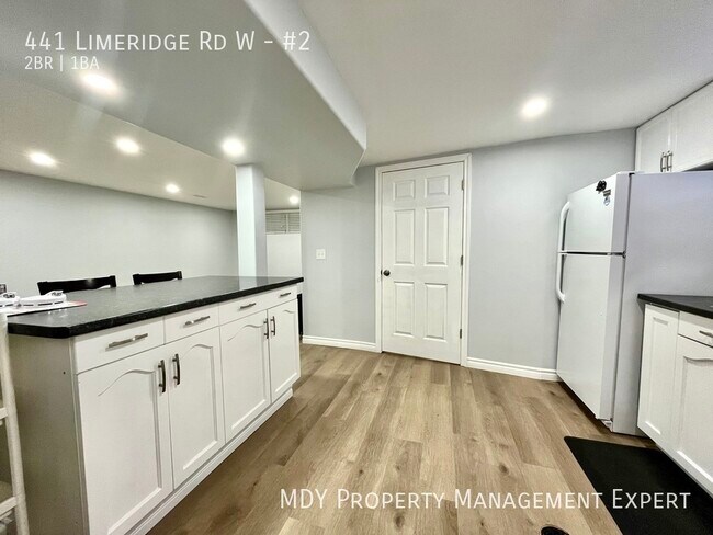 441 Limeridge Rd W in Hamilton, ON - Building Photo - Building Photo