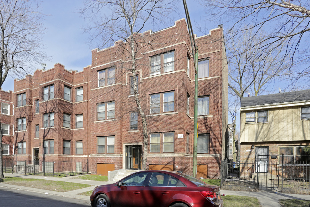 6639-6641 S Ellis Ave in Chicago, IL - Building Photo