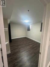 5 Troyer St in Brampton, ON - Building Photo - Building Photo