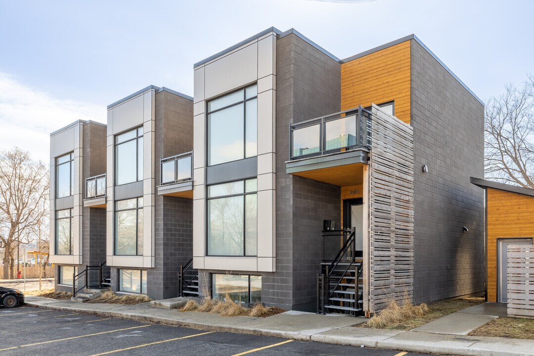 57 Crémazie St in Gatineau, QC - Building Photo