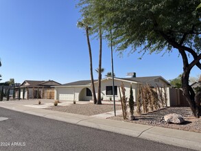 4322 W Sandra Cir in Glendale, AZ - Building Photo - Building Photo