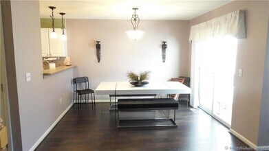 1705 Revere Rd in Danbury, CT - Building Photo - Building Photo