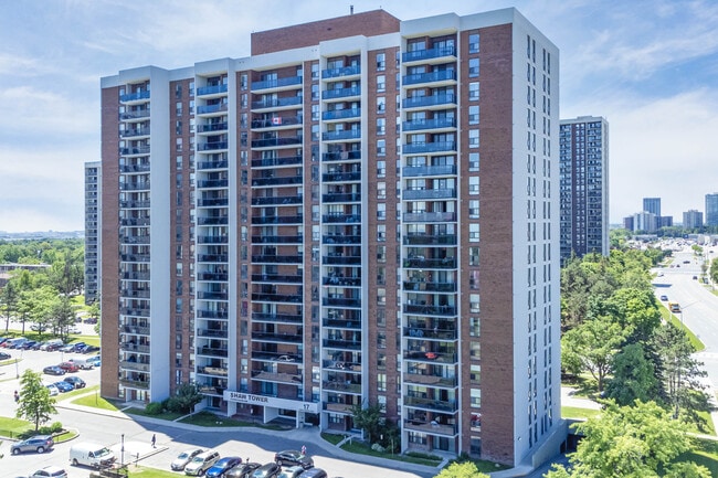 Shaw Towers in Brampton, ON - Building Photo - Building Photo