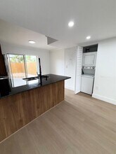 8255 NW 6th Terrace in Miami, FL - Building Photo - Building Photo