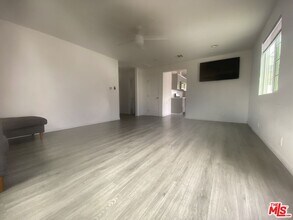 18601 Hiawatha St in Porter Ranch, CA - Building Photo - Building Photo