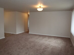 2515 Red Osier Ct in Missoula, MT - Building Photo - Building Photo