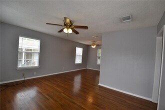 4702 Wally Ave in Austin, TX - Building Photo - Building Photo