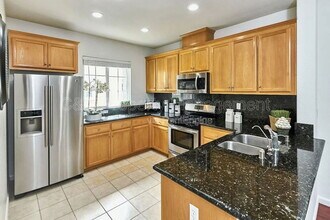 2125 Winepol Loop in San Jose, CA - Building Photo - Building Photo