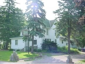 1909 E Apple Creek Rd in Appleton, WI - Foto de edificio