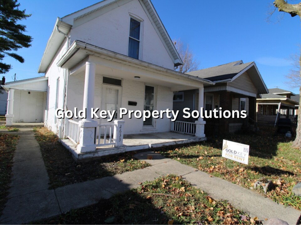 2633 Main St in Anderson, IN - Building Photo