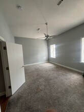 628 Sycamore St in Waterloo, IA - Building Photo - Building Photo