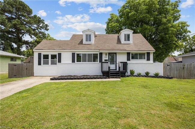 528 Lavender Ln