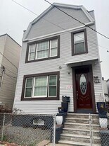751 Garfield Ave in Jersey City, NJ - Building Photo
