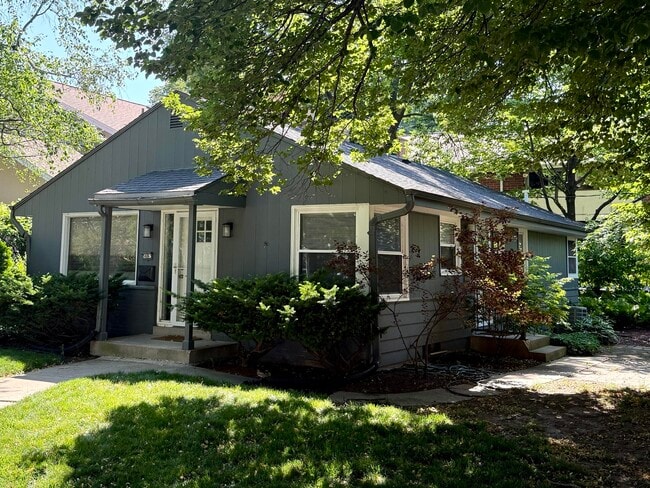 property at 5663 N Consaul Pl
