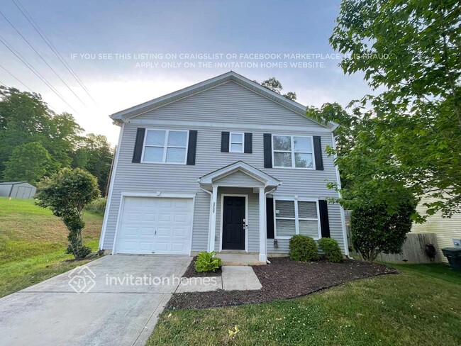 property at 1737 Red Bird Cir SE