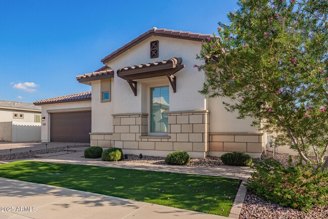 2065 E Gemini Pl in Chandler, AZ - Building Photo - Building Photo